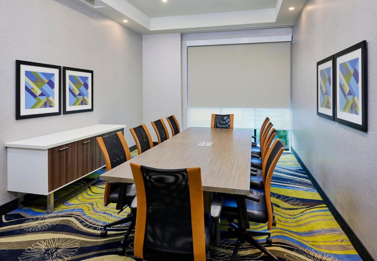 Holiday Inn Express & Suites - Brantford By Ihg Luaran gambar