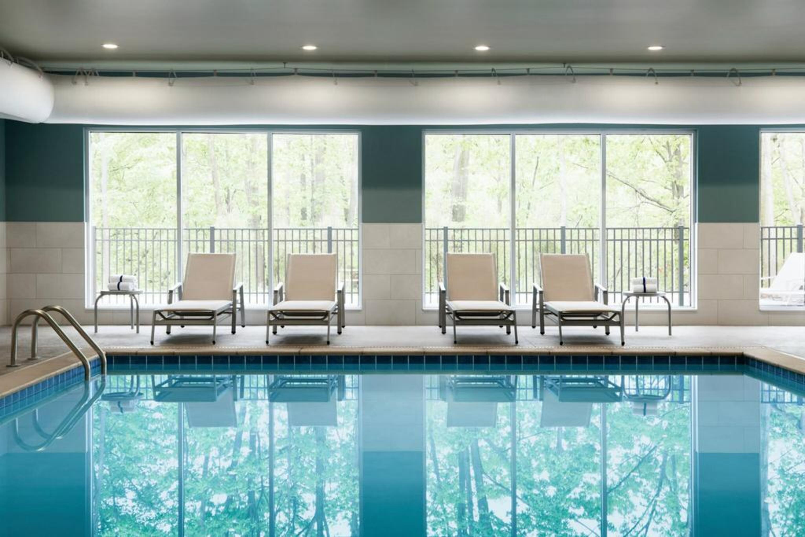 Holiday Inn Express & Suites - Brantford By Ihg Luaran gambar